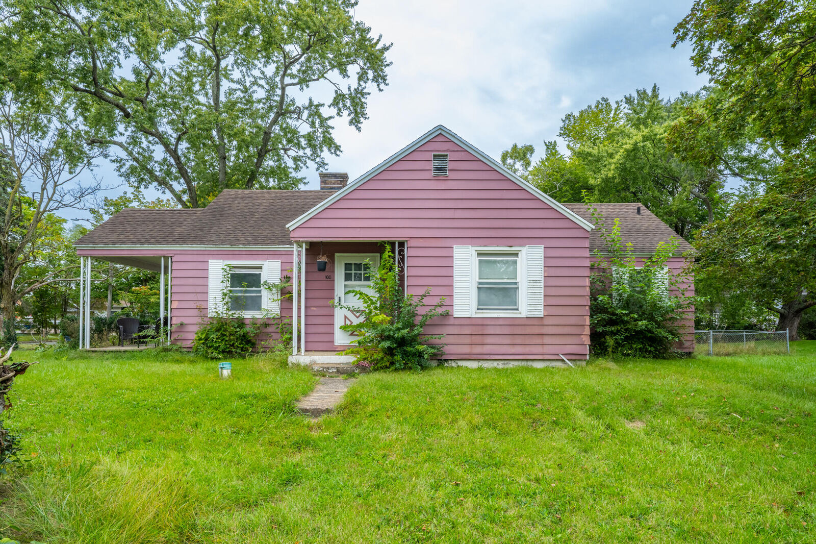 Property Photo: 100 Helmar Court MI 49022