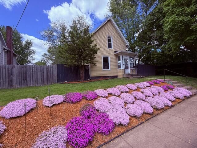 Property Photo:  228 N Thompson Street  MI 49202 