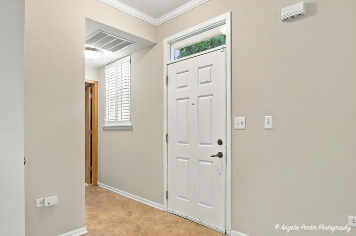 Property Photo: 1301 Waverly Drive 1301 IL 60020