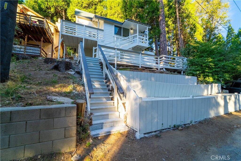 Property Photo:  744 Woodland  CA 92325 