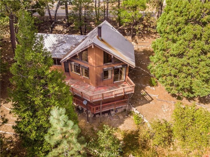 Property Photo: 24 Fredalba CA 92382