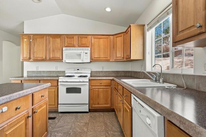 Property Photo:  18453 Ramona View Dr  CA 92065 