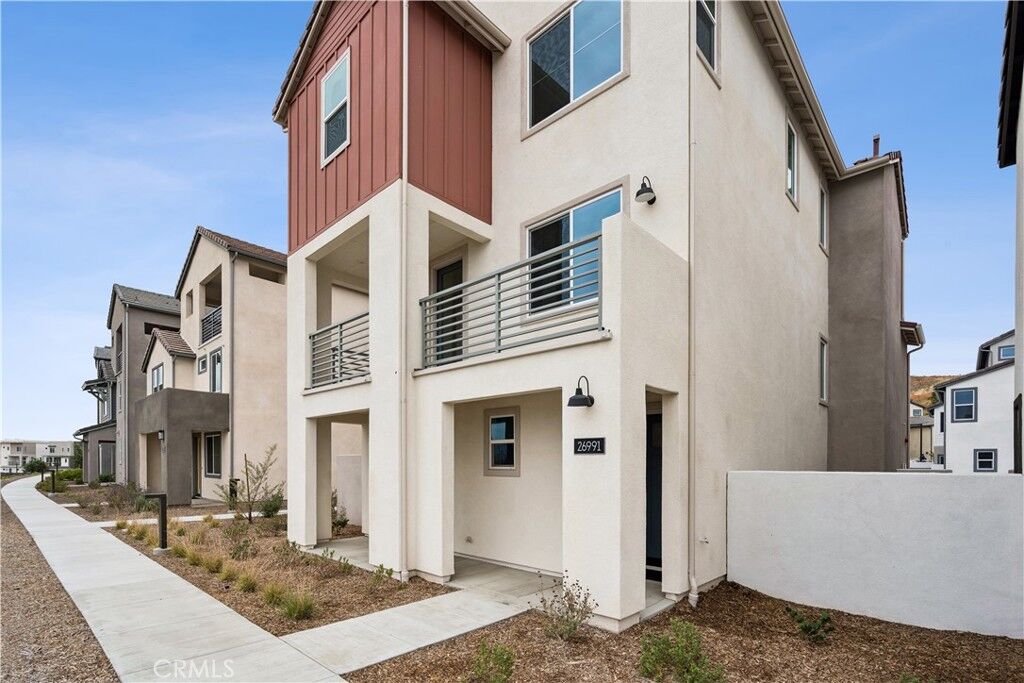 Property Photo:  26991 Echo Mountain Way  CA 91355 