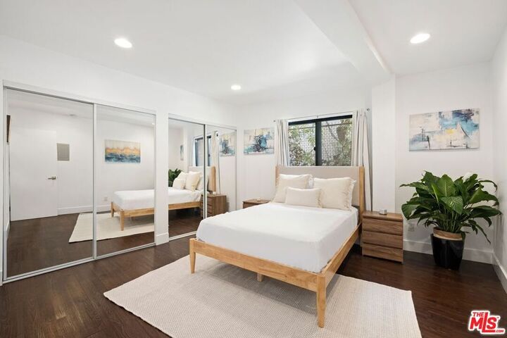 Property Photo:  8755 Shoreham Drive 101  CA 90069 