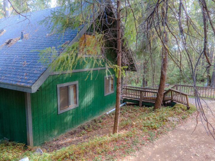 Property Photo: 13075 Heigen Court CA 95945