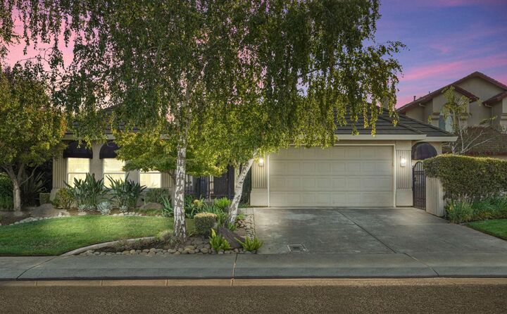 Property Photo:  530 Vista Rio Court  CA 95258 