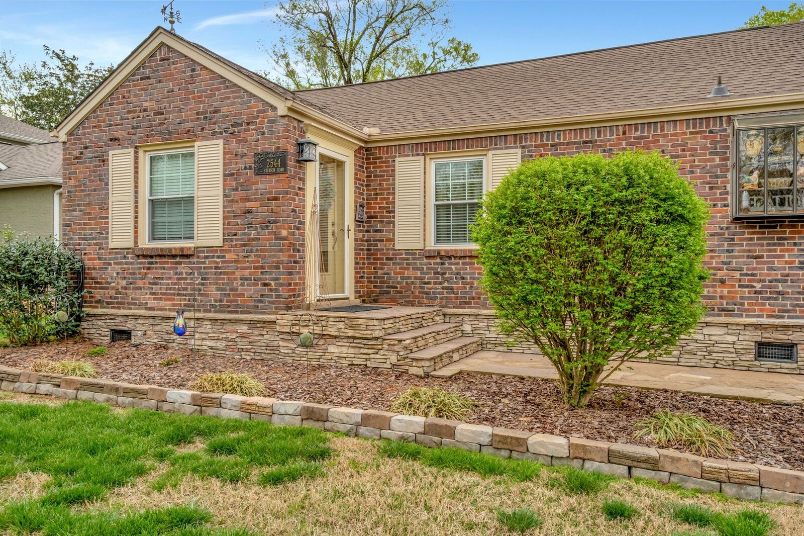 Property Photo: 2544 Stinson Rd TN 37214