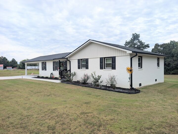 Property Photo:  14 Simmons Cir  TN 37334 