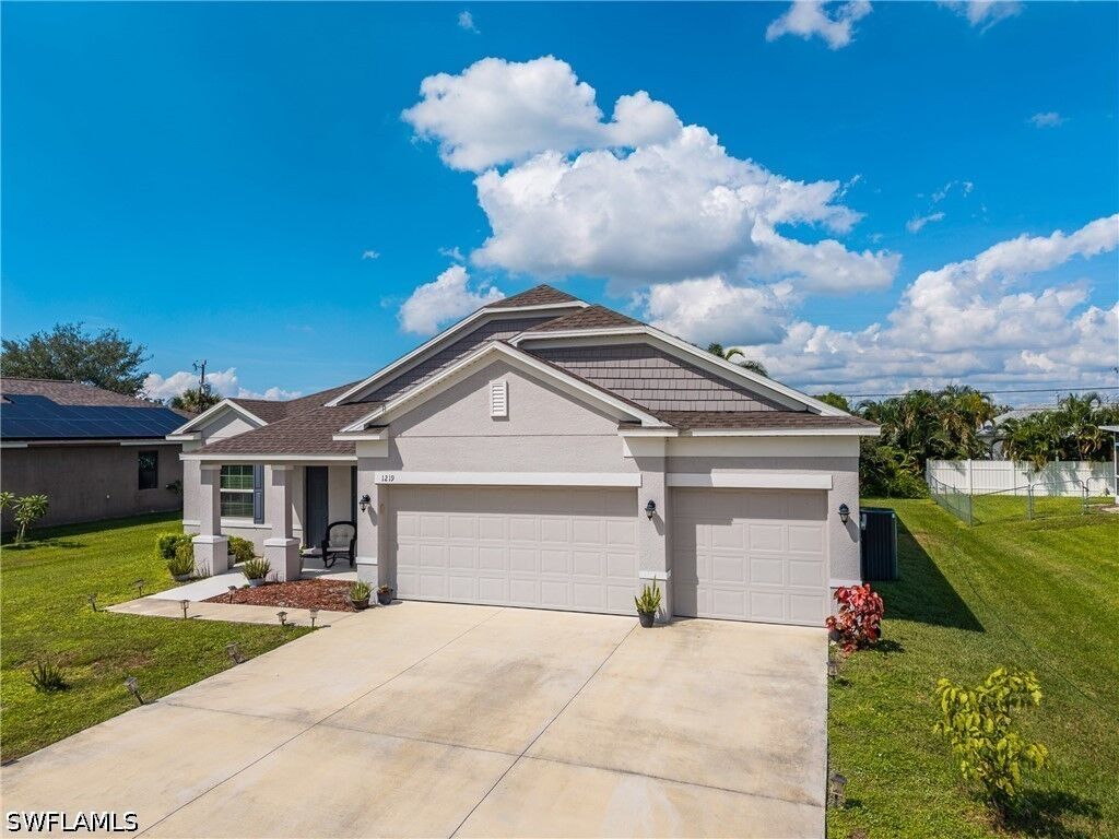 Property Photo:  1219 SW 10th Street  FL 33991 