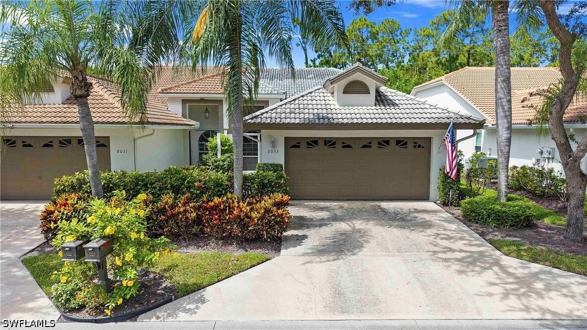 Property Photo:  8033 San Vista Circle 12R  FL 34109 