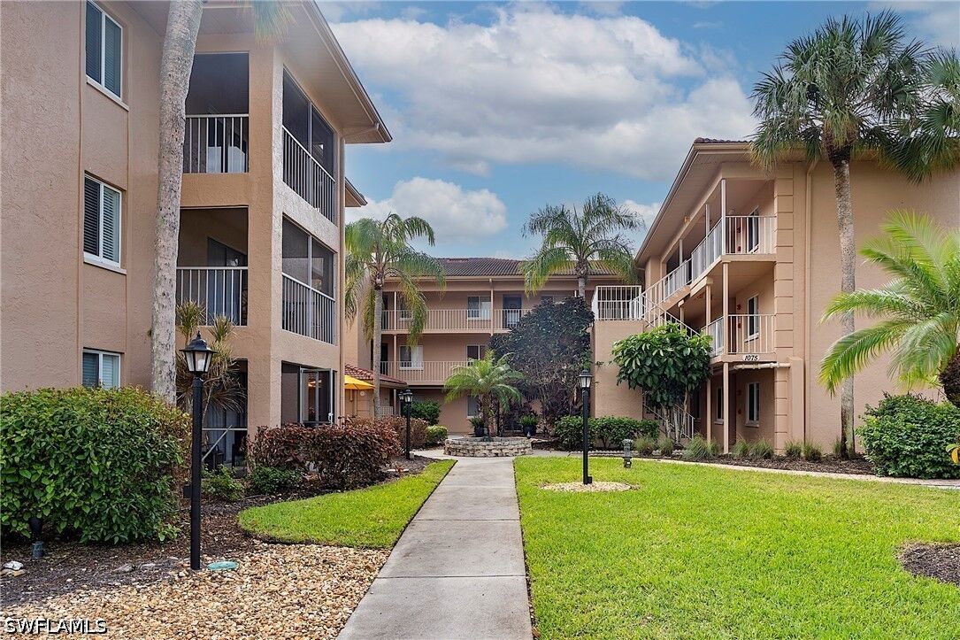 Property Photo:  1075 Foxfire Lane 310  FL 34104 
