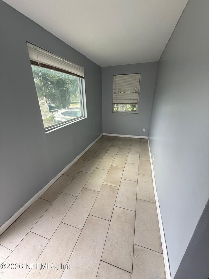 Property Photo:  1341 W 6th Street  FL 32209 
