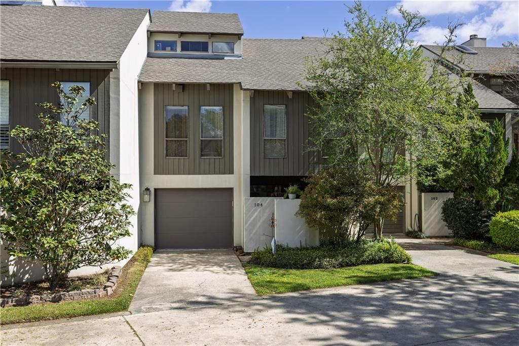 Property Photo:  104 Tchefuncte Oaks Drive 104  LA 70471 
