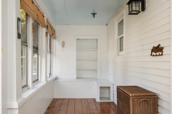 Property Photo:  76 Winter Street  NH 03773 