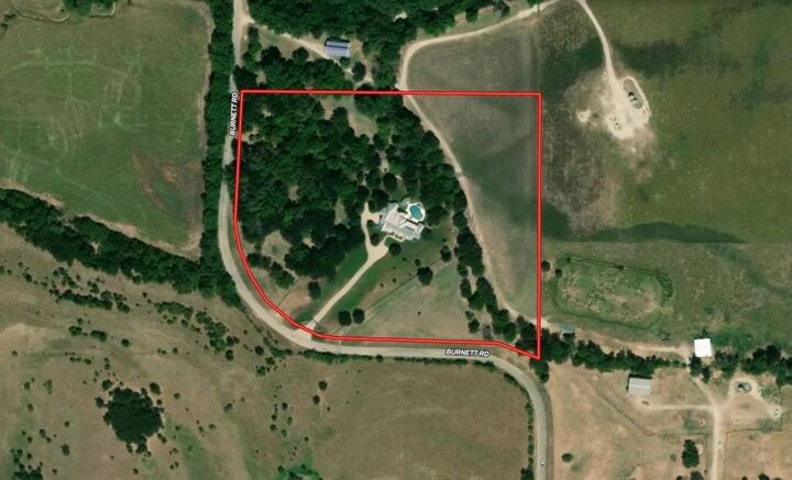 Property Photo: 8970 Burnett Road TX 76247