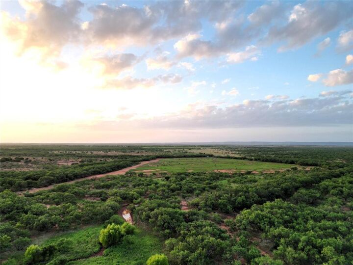 Property Photo: 5725 Fm 604 TX 79541