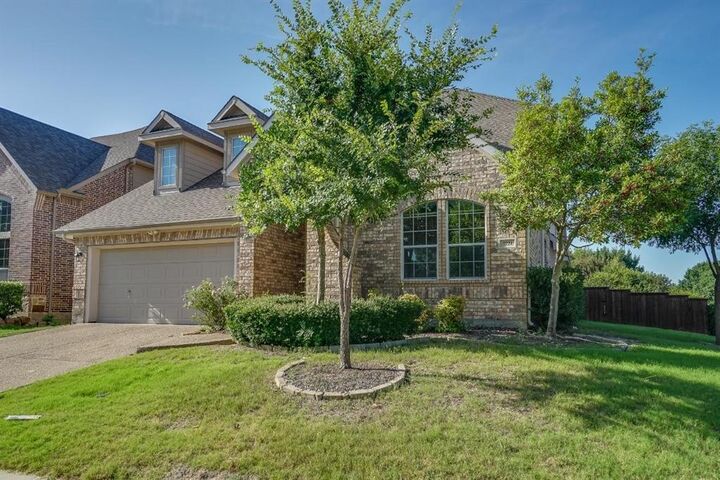Property Photo: 7721 Glenwood Springs Lane TX 75070