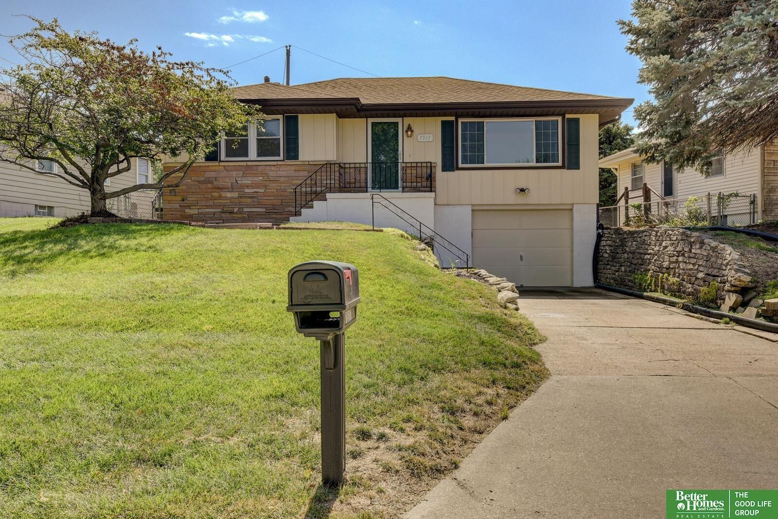 Property Photo:  7517 Erskine Street  NE 68134 