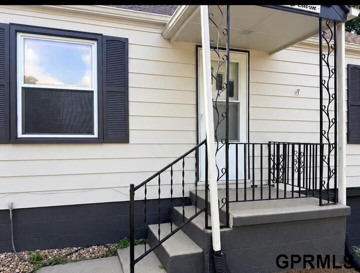 Property Photo:  6537 Franklin Street  NE 68108 