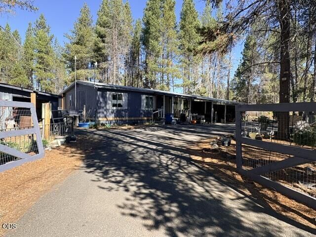Property Photo:  136028 U.s. 97  OR 97733 