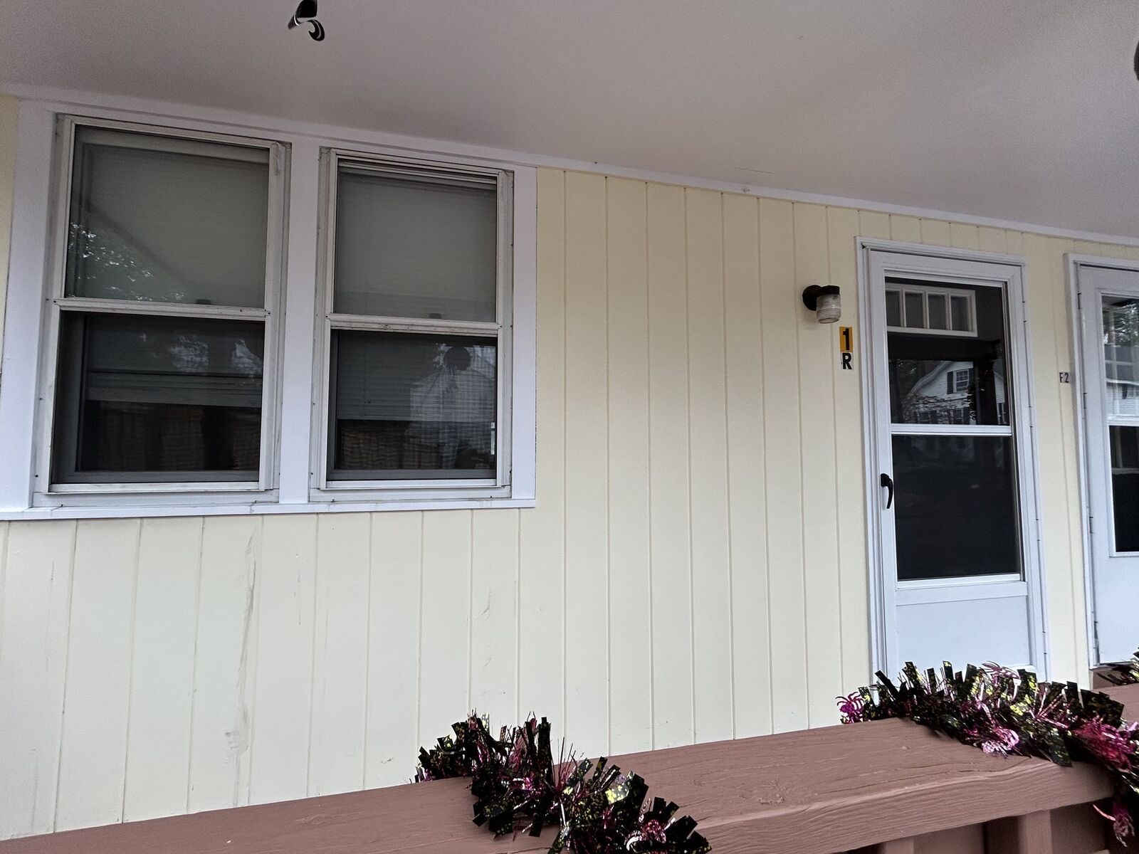 Property Photo: 62 Main 1R MA 01463