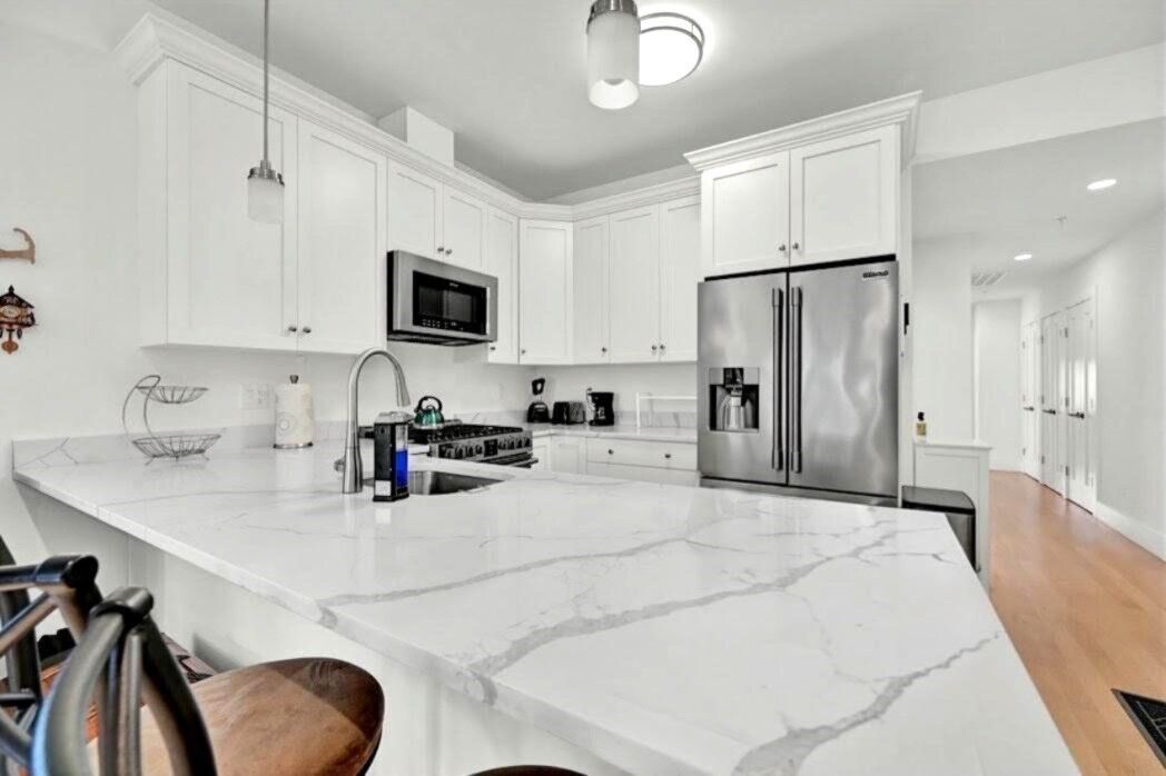 Property Photo:  254 Spencer Ave. 5  MA 02150 