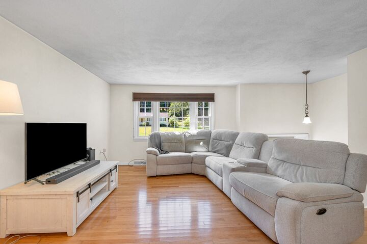 Property Photo: 7 Hickory Dr MA 01469
