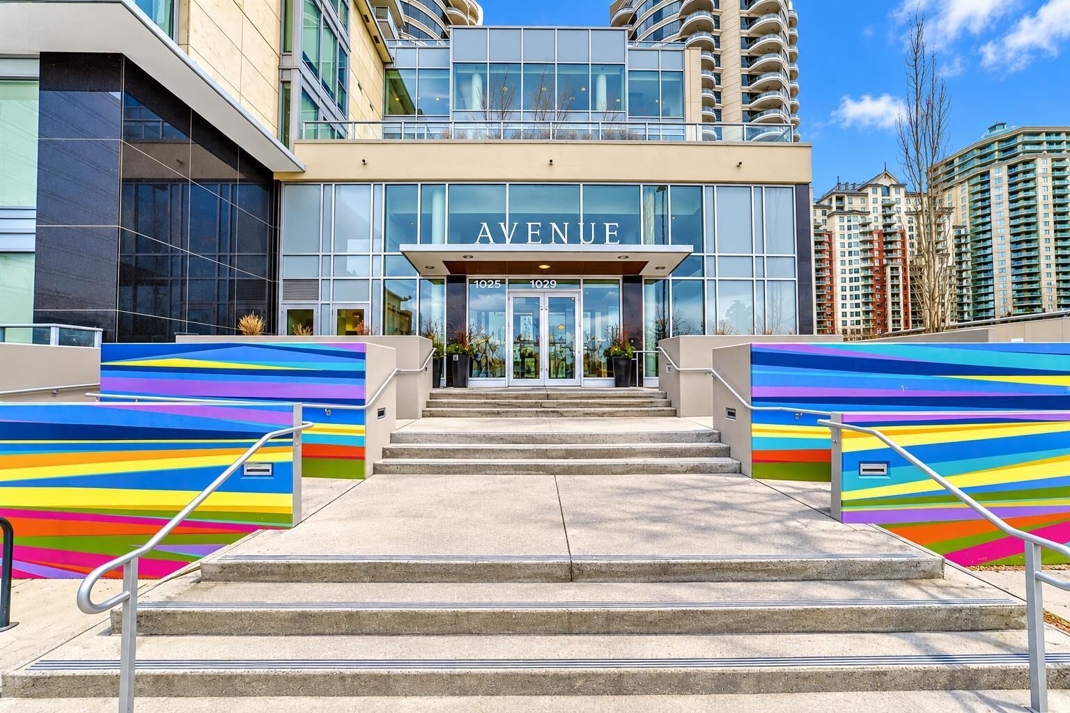 Property Photo:  1025 5 Avenue SW 403  AB T2P 1N4 