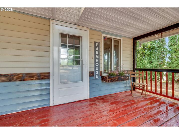 Property Photo: 23680 S Barlow Rd OR 97013