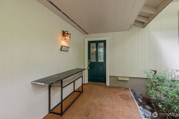 Property Photo: 23607 3rd Avenue SE WA 98021