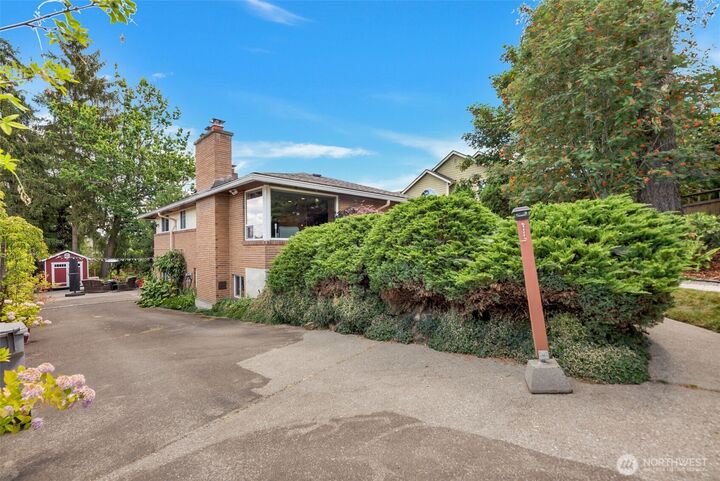 Property Photo: 12200 85th Avenue S WA 98178