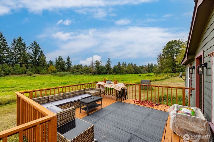 Property Photo: 31119 State Route 20 WA 98284