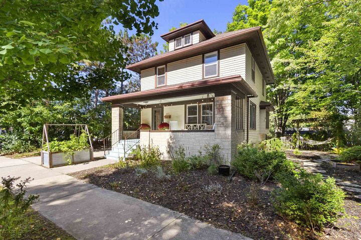 Property Photo:  1017 Eliza Street  WI 54301-3226 