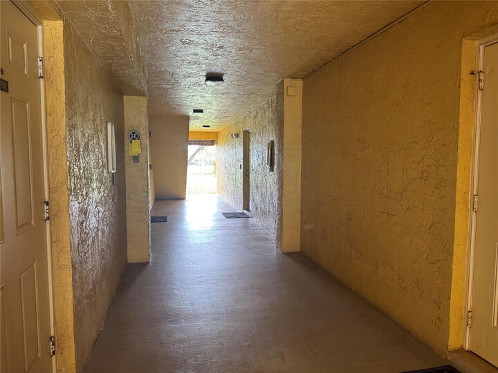 Property Photo: 3013 N Oakland Forest Drive 106 FL 33309