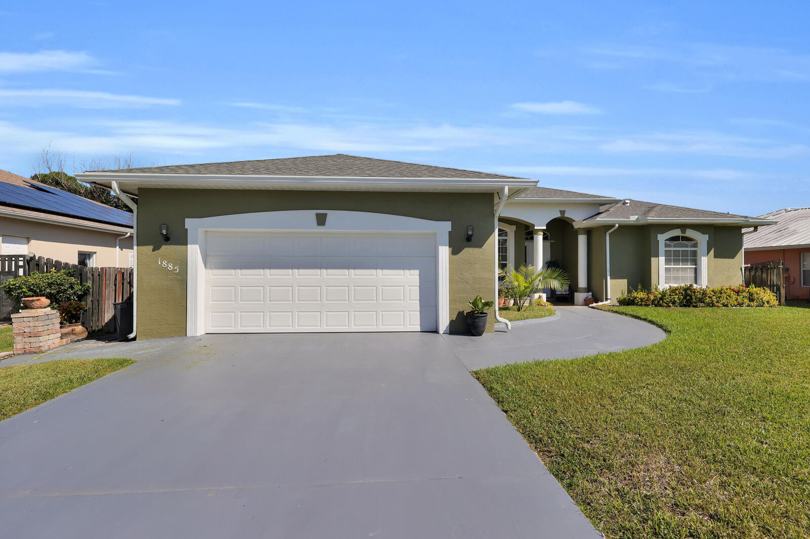 Property Photo:  1885 SW Altman Avenue  FL 34953 