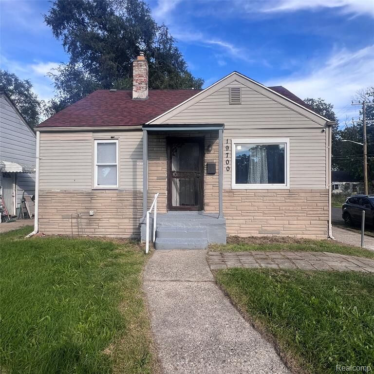 Property Photo: 19700 Teppert Street MI 48234