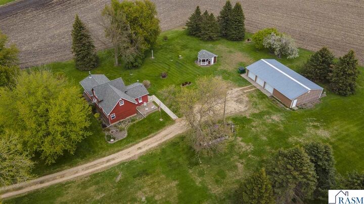 Property Photo: 84777 State Highway 60 MN 56062
