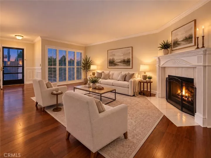 Property Photo:  21500 Califa 141  CA 91367 