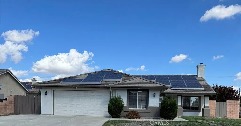 Property Photo: 3742 Paris Street CA 92545