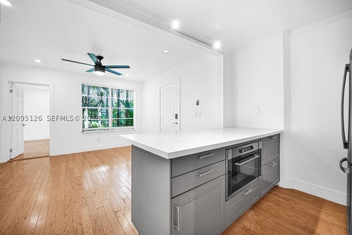 Property Photo: 1337 Euclid Ave 106 FL 33139