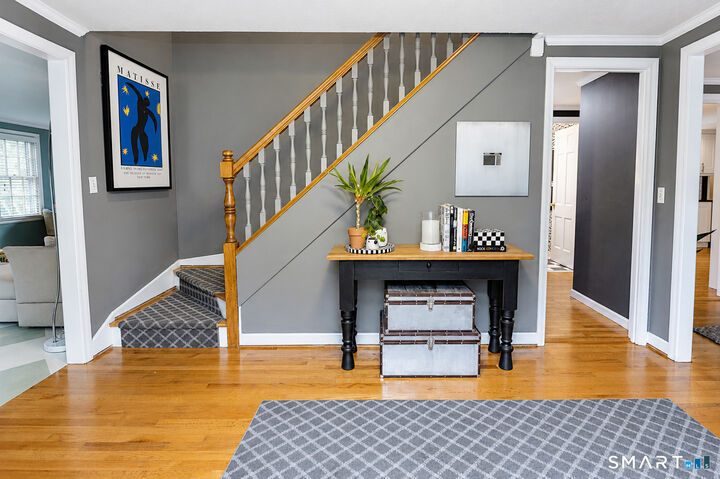 Property Photo: 7 Cliffmore Road CT 06107