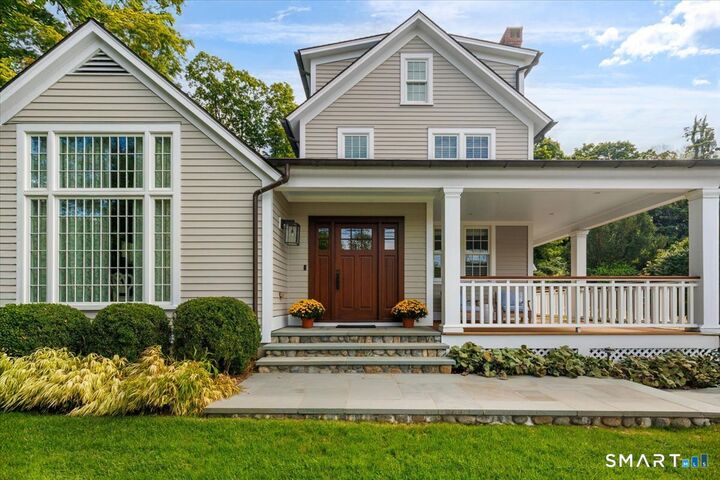 Property Photo:  284 Park Street  CT 06840 