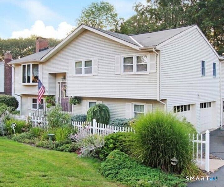 Property Photo:  47 Sharon Drive  CT 06492 