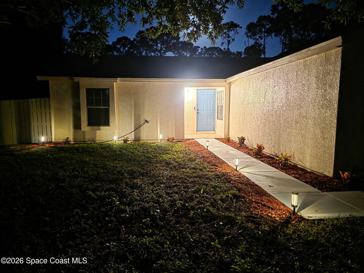 Property Photo:  729 Hawkins Avenue SW  FL 32908 