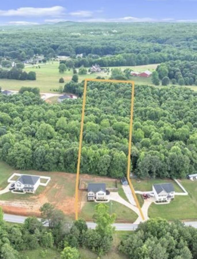 Property Photo:  1275 Twin Bridge Road  SC 29341 