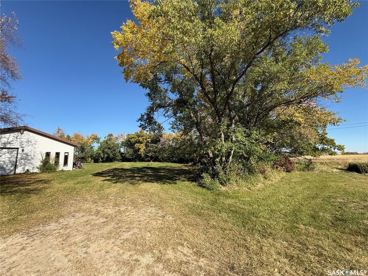 Property Photo:  413 1st Avenue S  SK S0K 3X0 