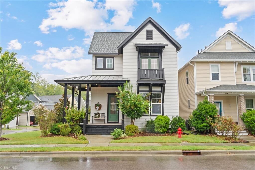 Property Photo:  140 Rock Ledge Drive  NC 27516 