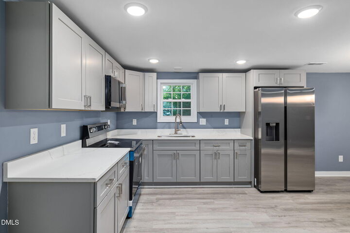 Property Photo:  1009 2nd Avenue  NC 27577 