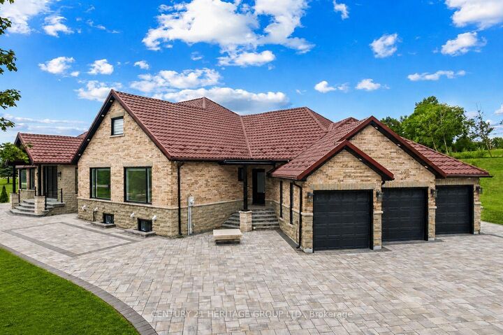 Property Photo: 4 Loch Erne Lane ON L0G 1N0