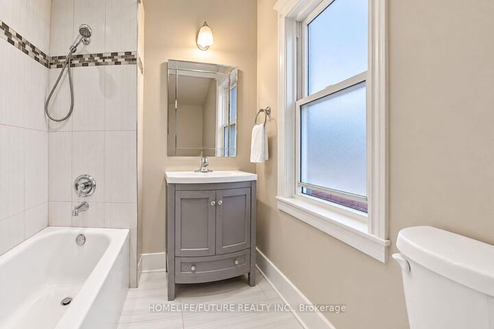 Property Photo:  181 West Avenue  ON L8L 5C7 